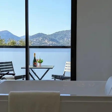 Olive Grove Retreat La Trinite